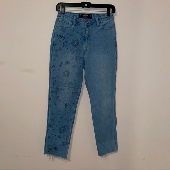 Hollister Ultra High-Rise Unhemmed Doodle Mom Jeans 3R 26 x 27 - Picture 1 of 10